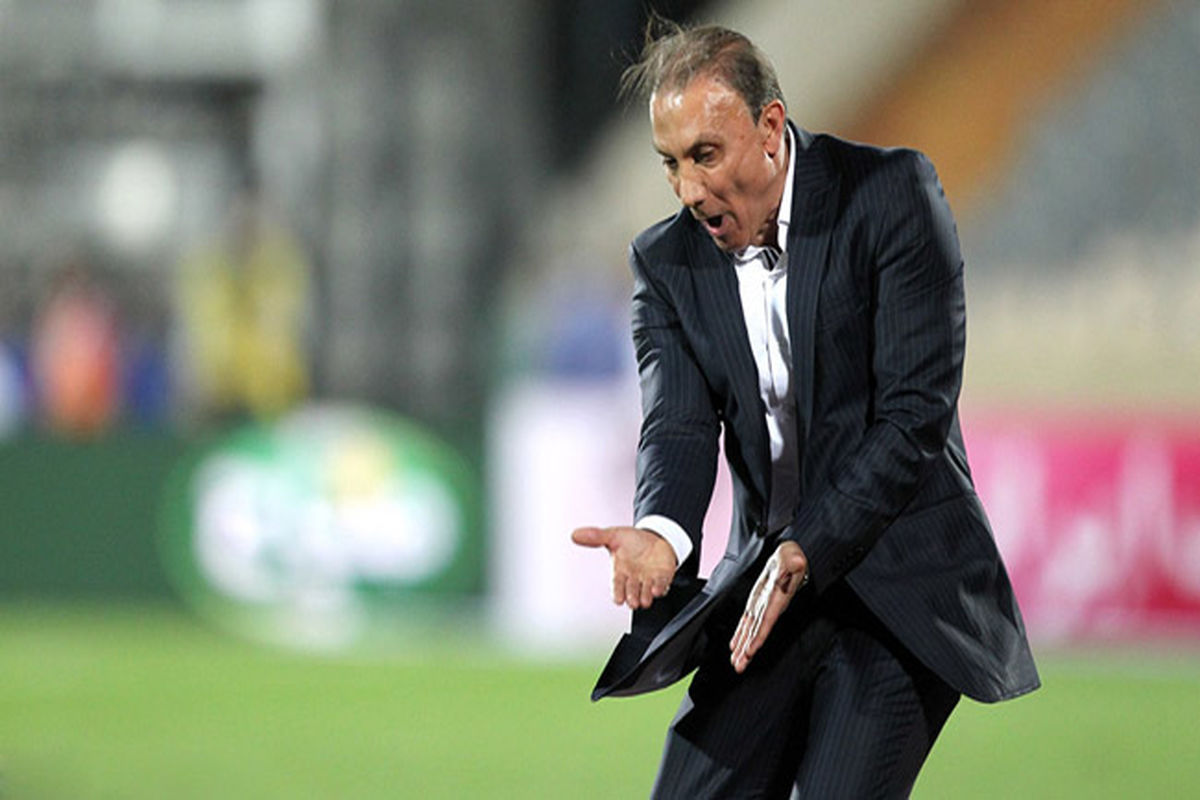 مربی پرسپولیس همچنان درگیر ماجرای تصادف