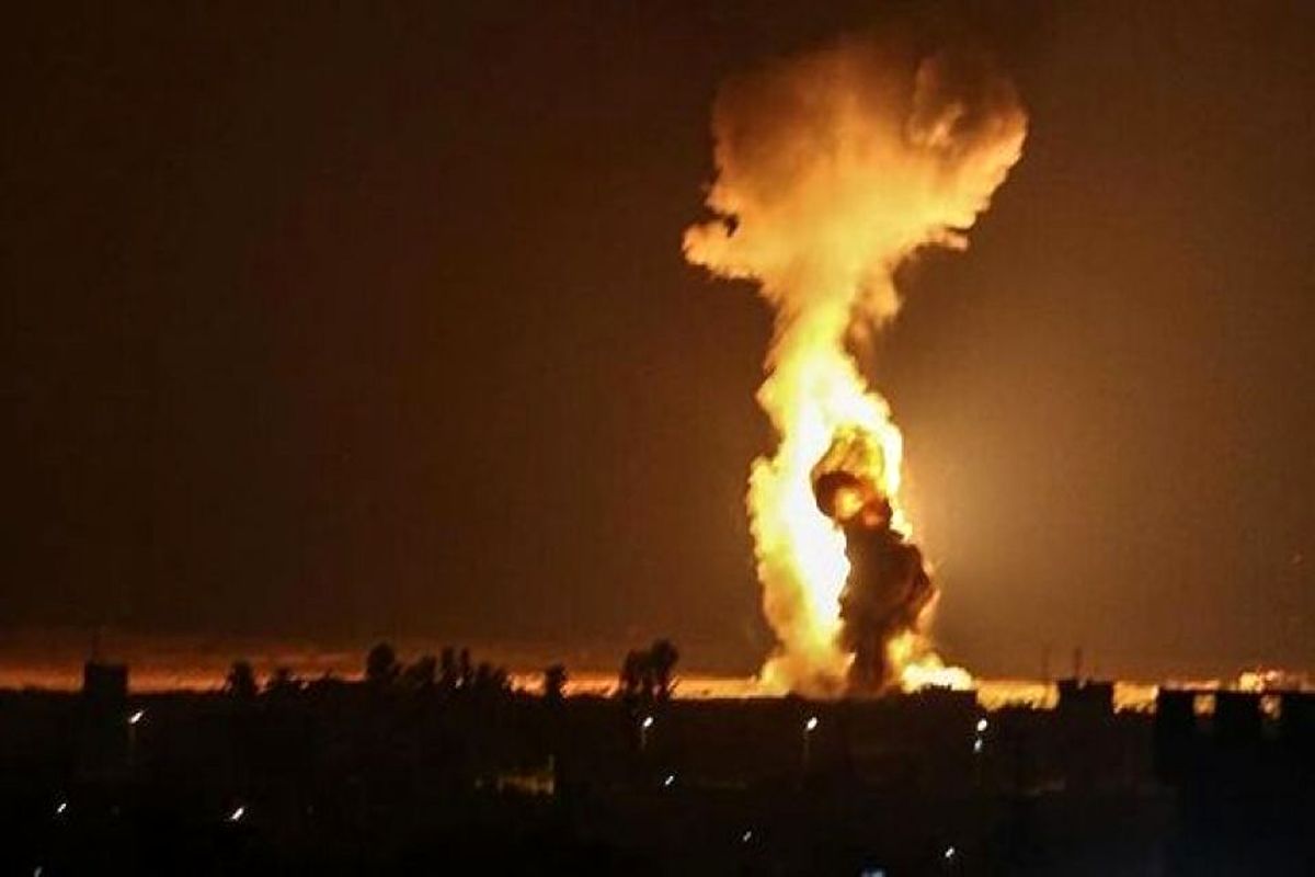 اسرائیل دست به کار شد/ نوار غزه مورد حمله قرار گرفت