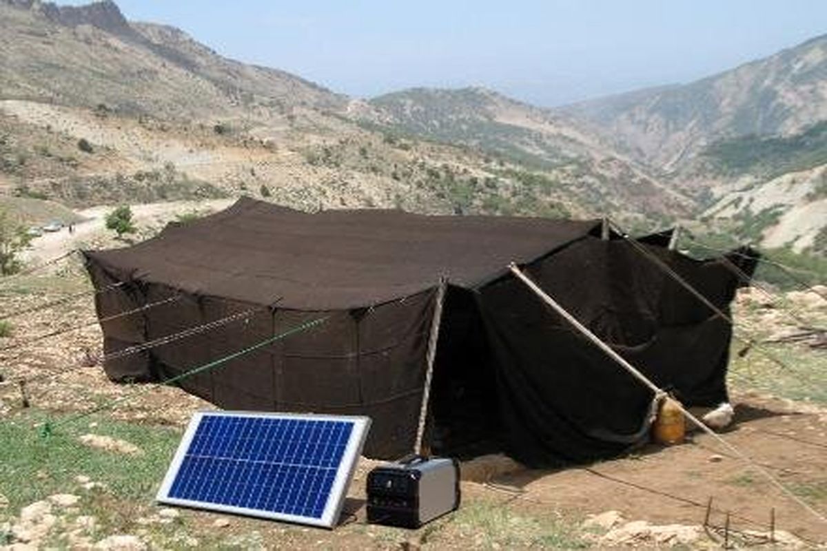 ۶۴ سامانه خورشیدی به عشایر شوش و اندیمشک واگذار شد