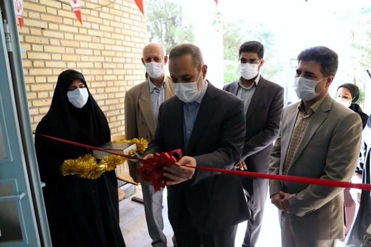 افتتاح دو مرکز واکسیناسیون کرونا در دانشگاه آزاد اسلامی واحد ایرانشهر