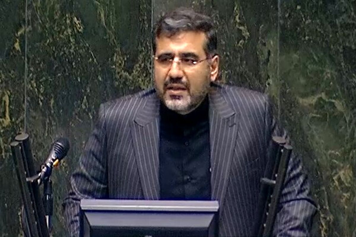 همه انتقادات را می‌شنویم و به آن‌ها احترام می‌گذاریم / همه مناطق کشور باید به صورت عادلانه به امکانات فرهنگی دسترسی داشته باشند