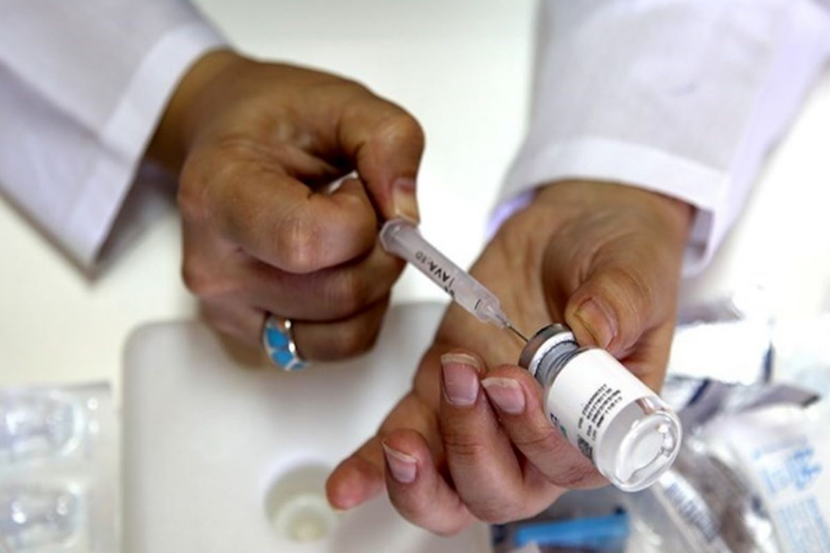 واکسیناسیون ۴۰ هزار نفر از کارگران شهرک‌های صنعتی استان قزوین آغاز شد