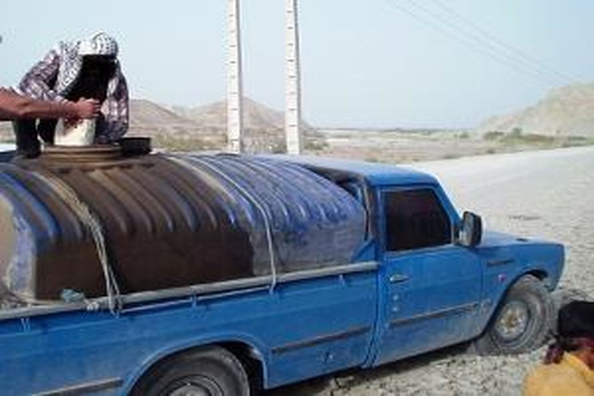 نیسان سوختبر با بیش از ۵۰۰ کیلو حشیش در توقیف پلیس "رودان"