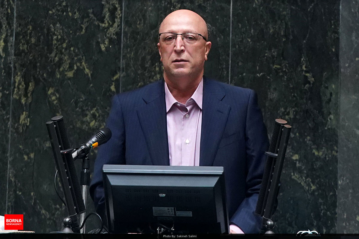 آموزش و پژوهش محوری سرلوحه وزارت علوم خواهد بود/ لزوم  کاربردی تر کردن تحقیقات