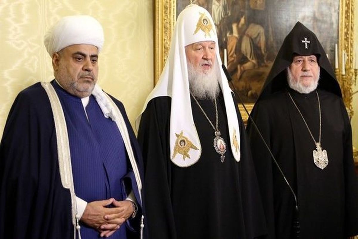 تاکید رهبران مذهبی مسکو، ایروان و باکو بر رفع تنش ها در قفقاز