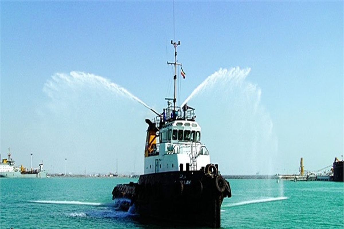 ثبت ۴۷۰۰ عملیات ایمنی راهنمایی کشتی ها در بنادر هرمزگان / اجرای عملیات STS با هدف تامین سوخت پالایشگاه بندرعباس