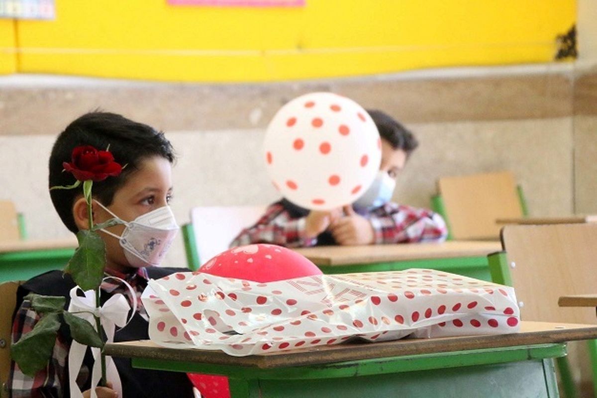 بازگشایی مدارس با روندی آرام، تدریجی و انعطاف پذیر با توجه به اقتضائات مناطق و نواحی