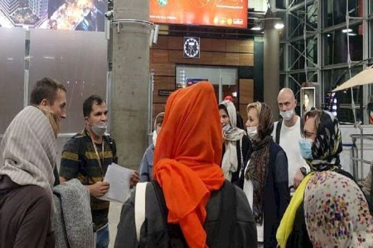 ورود اولین فم‌تور گردشگران روس به ایران پس از لغو ممنوعیت صدور روادید