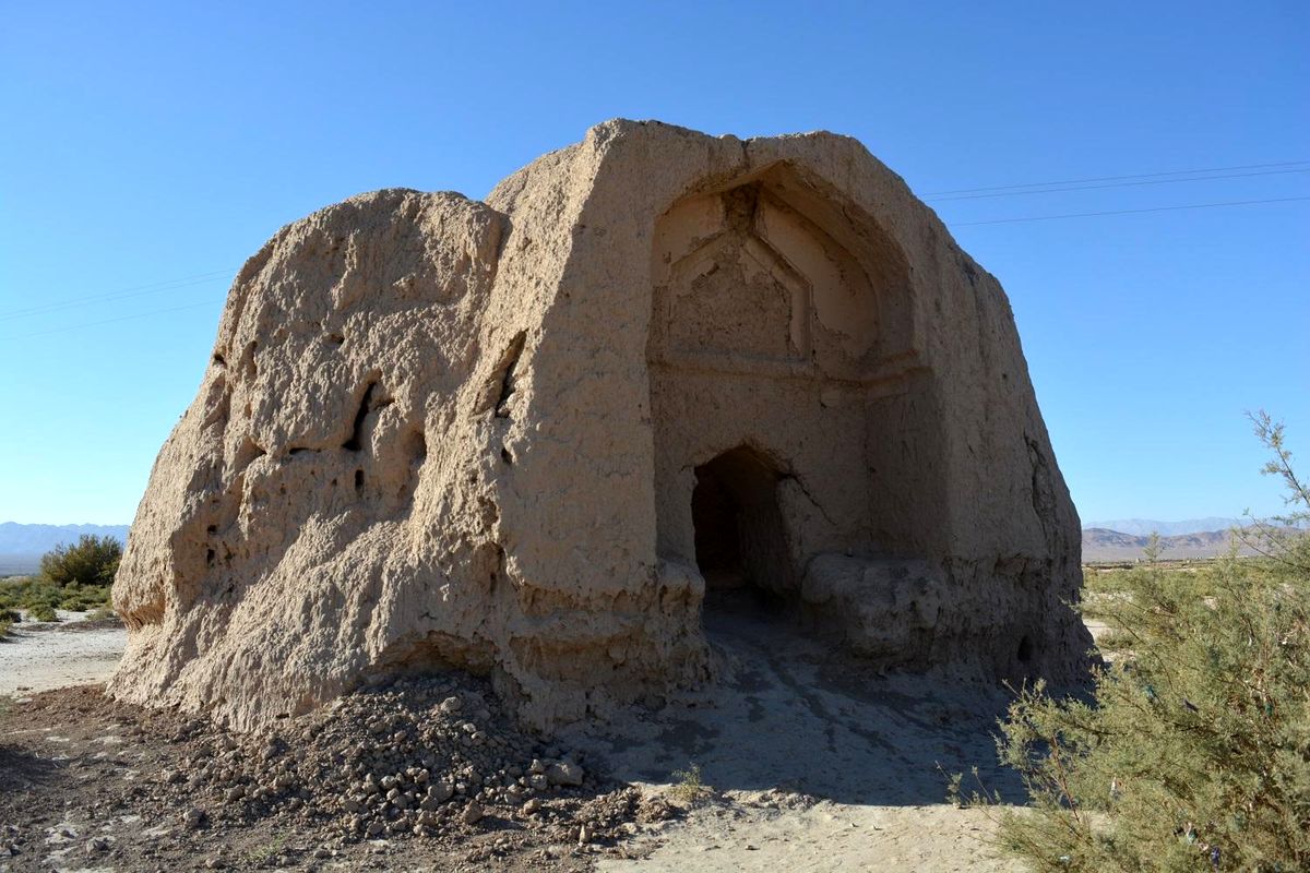 آثار تاریخی شهرستان جاجرم مرمت می‌شود