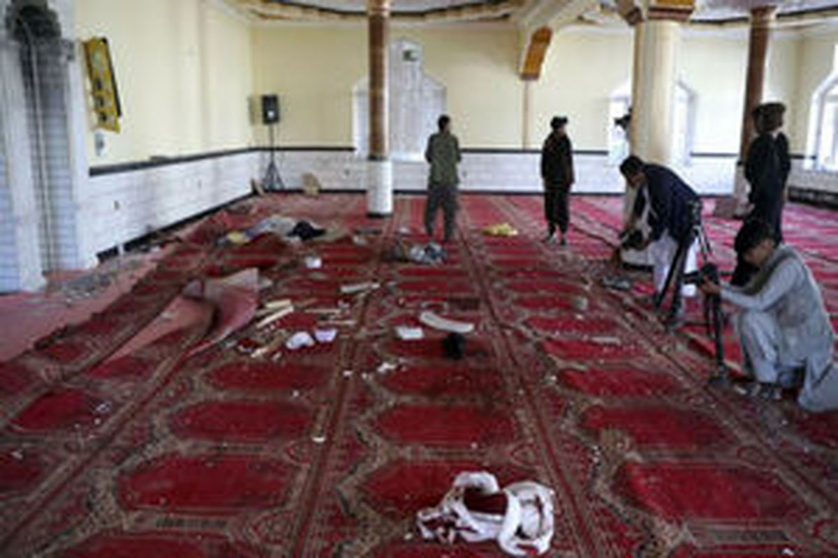 عاملان انفجار تروریستی در مسجد استان ننگرهار دستگیر شدند