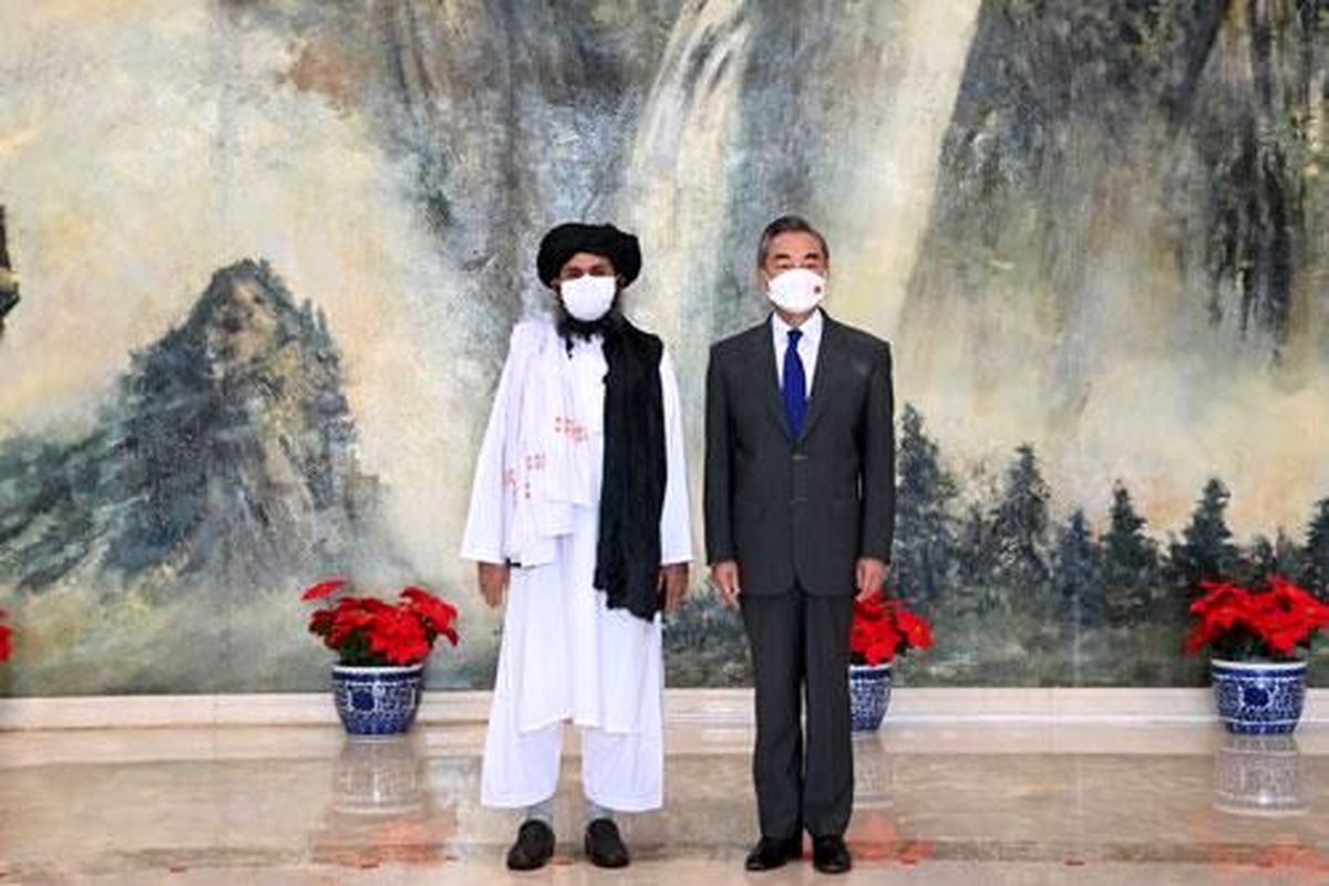 وزیر خارجه چین با طالبان دیدار کرد
