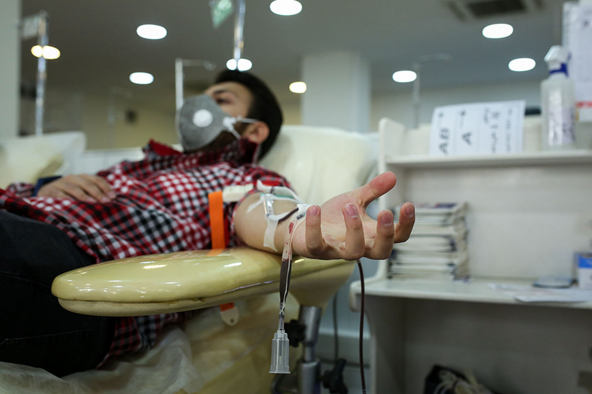 انتقال خون همدان مردم را به مشارکت در اهدای خون دعوت کرد