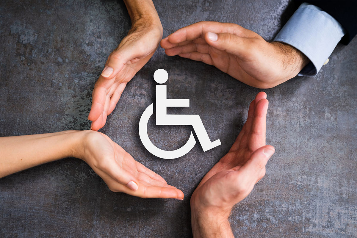 شهروندان معلول و جانباز باید از حق دسترسى برابر با شهروندان سالم برخوردار باشند