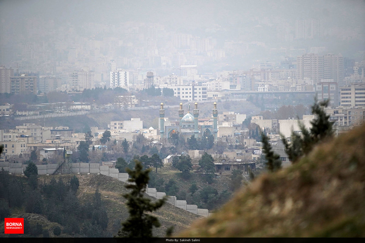استقرار نیروهای اورژانس تهران در میادین پر تردد به علت آلودگی هوا