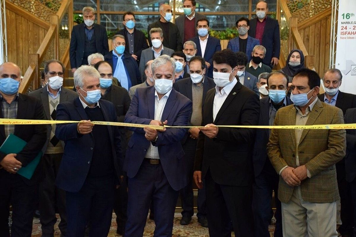 صادرات ۱۴ میلیون تن مواد معدنی از اصفهان به خارج از کشور