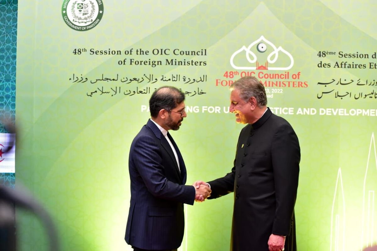 دیدار سخنگوی دستگاه دیپلماسی با وزیر امور خارجه پاکستان