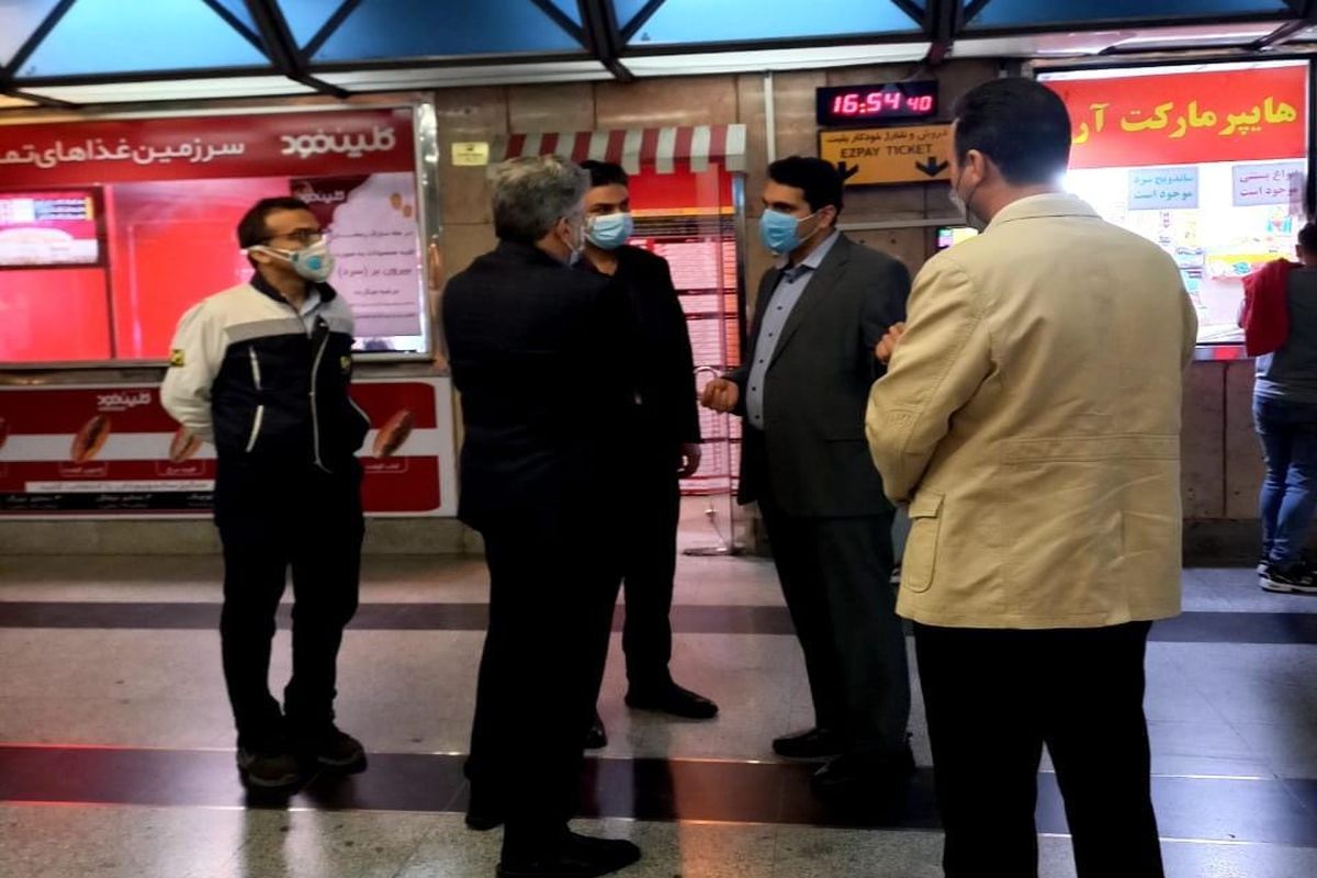 آماده سازی فضای ایستگاه‌های مترو برای شرکت‌کنندگان در مراسم‌های مصلی تهران