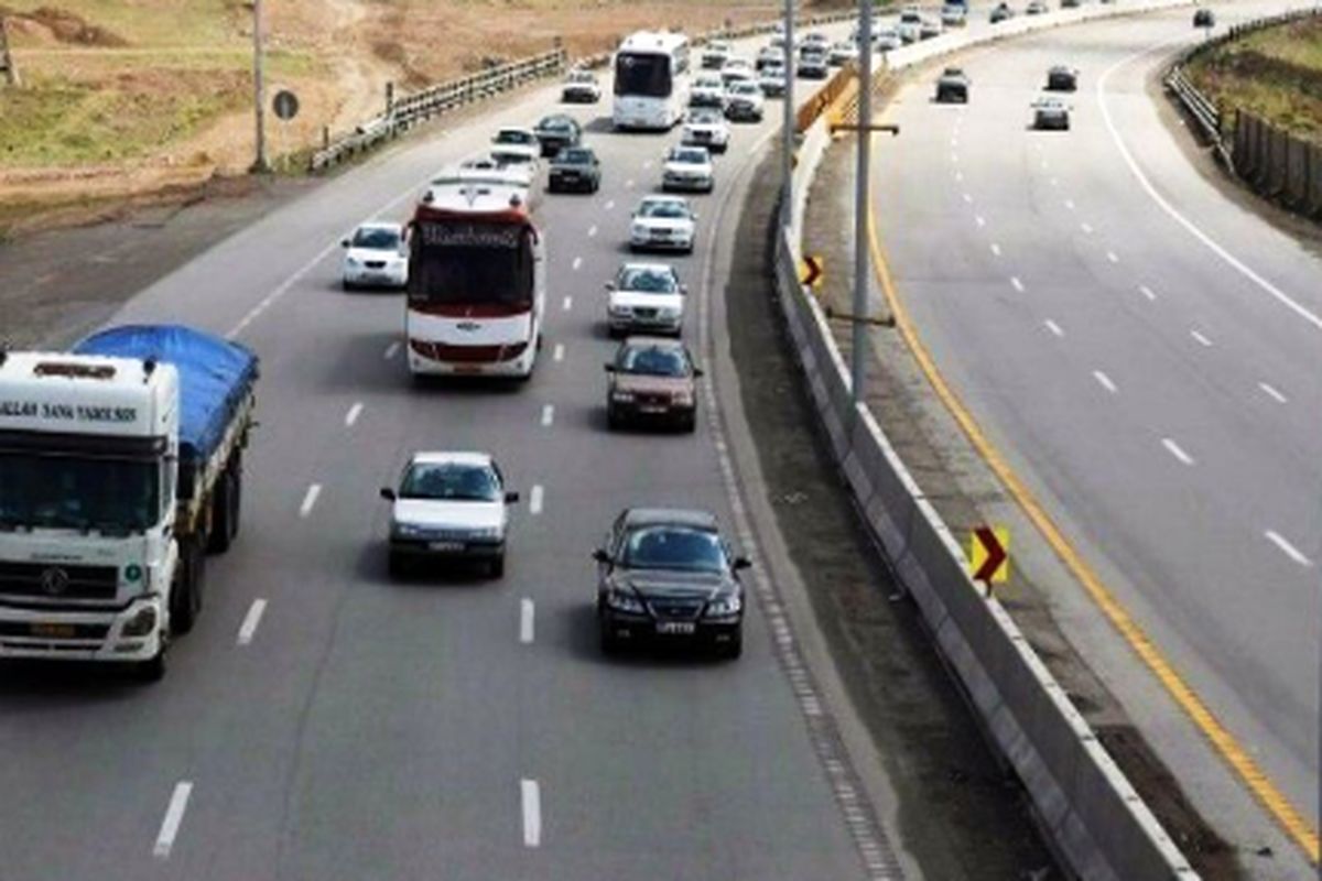 ترافیک در جاده های استان قزوین عادی و روان است