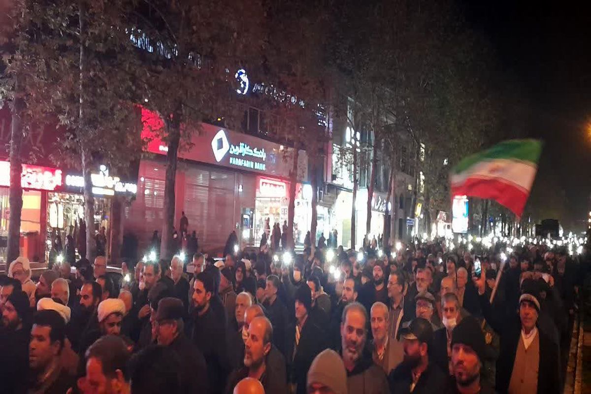 راهپیمایی ۵ هزار نفری آملی ها در دفاع از نظام اسلامی