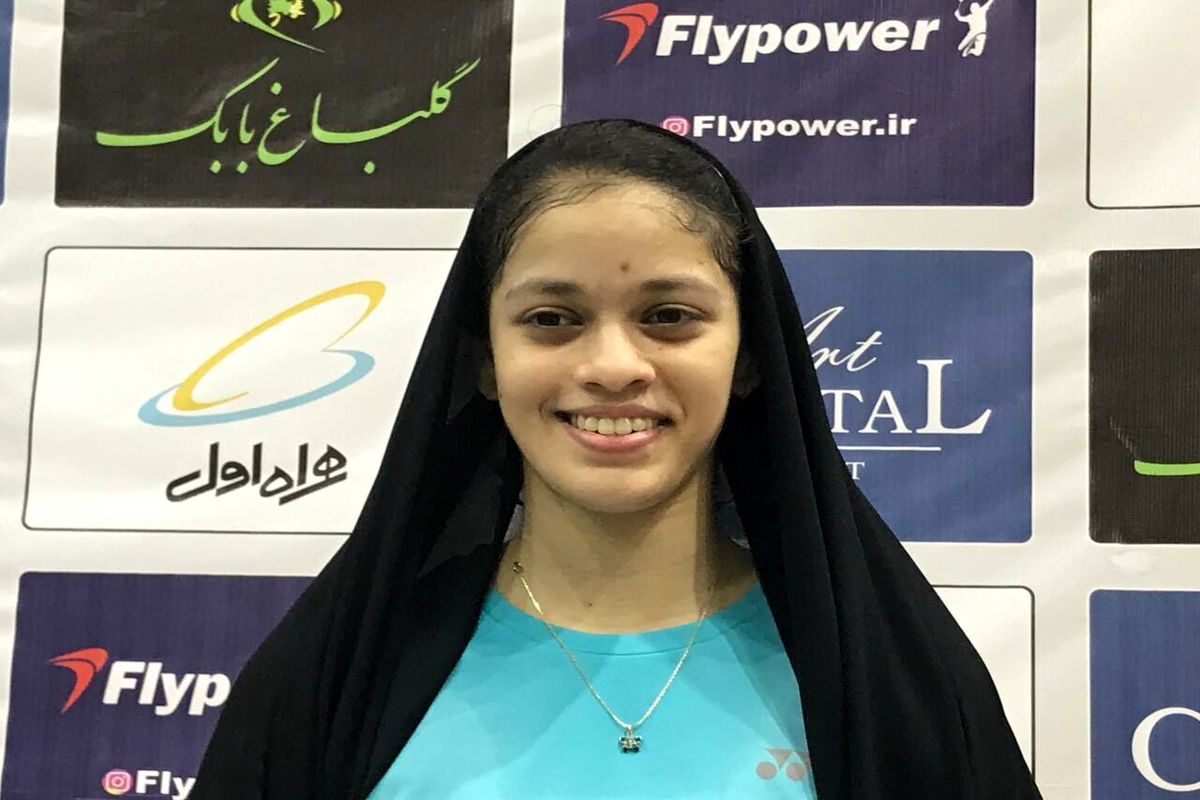 دختر هندی قهرمان بدمینتون جام فجر: ایران را خیلی دوست دارم/ ایرانیان همواره لبخند می‌زنند