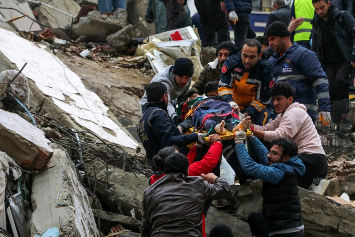 اردوغان: تعداد کشته‌های زلزله ترکیه به بیش از ۹ هزار نفر رسیده است