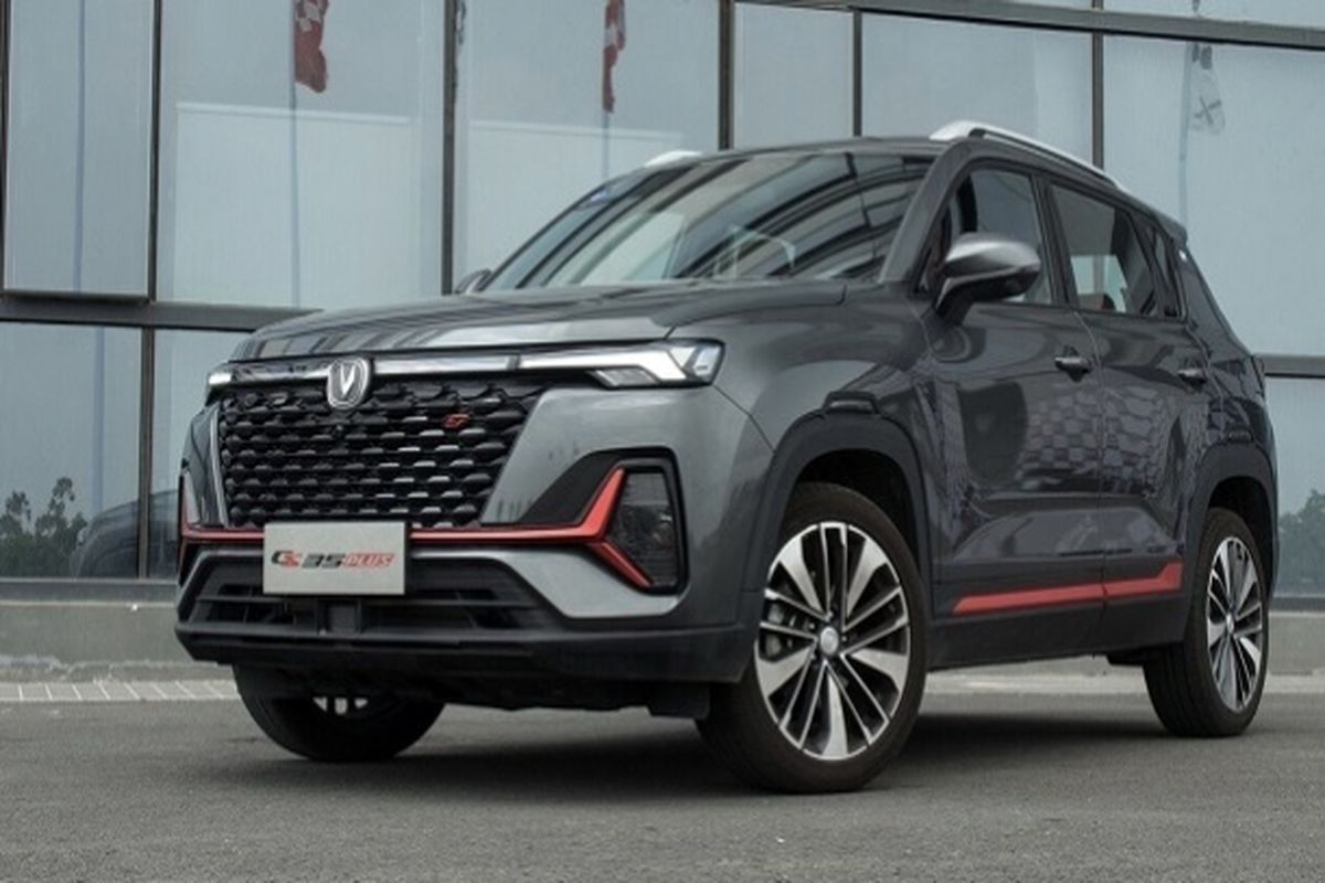 دستور آغاز عرضه خودروهای وارداتی ۴ بهمن در بورس