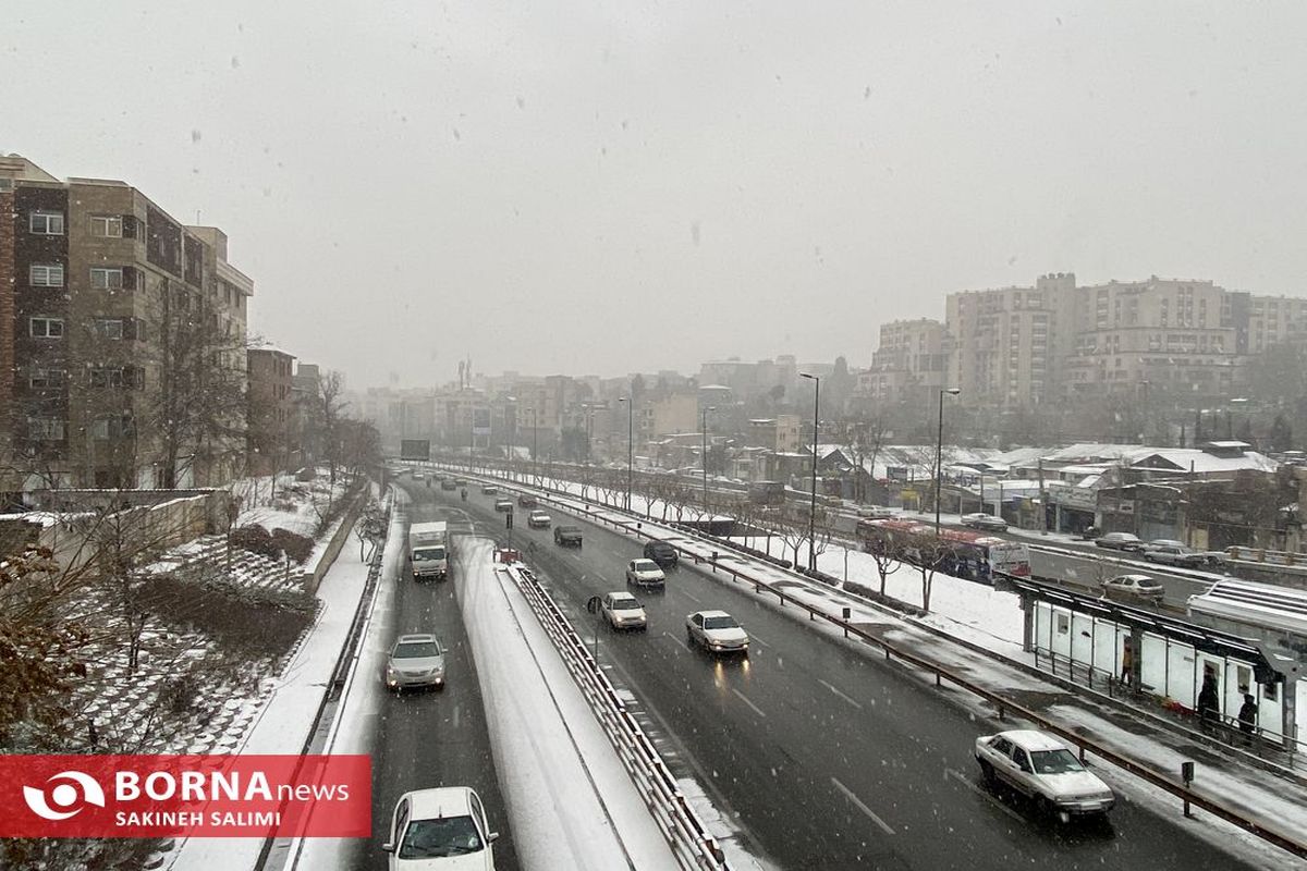 عذرخواهی معاون خدمات شهرداری تهران برای کوتاهی در برف روبی معابر فرعی شهر