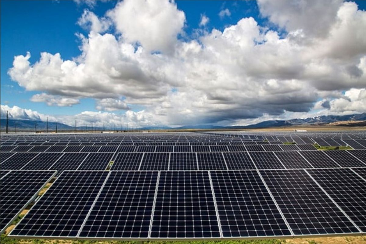 احداث بزرگترین مزرعه خورشیدی کشور با سرمایه‌گذاری فولاد مبارکه