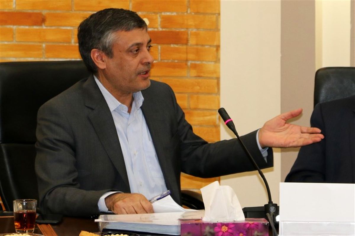 رئیس اتاق بازرگانی کرمان: احیای شرکت فرش می‌تواند در اقتصاد و اشتغال استان تاثیرگذار باشد