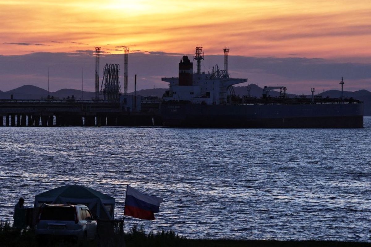 قیمت نفت یکم اسفند ماه افزایش یافت/ برنت به ۸۳ دلار و ۶۳ سنت رسید