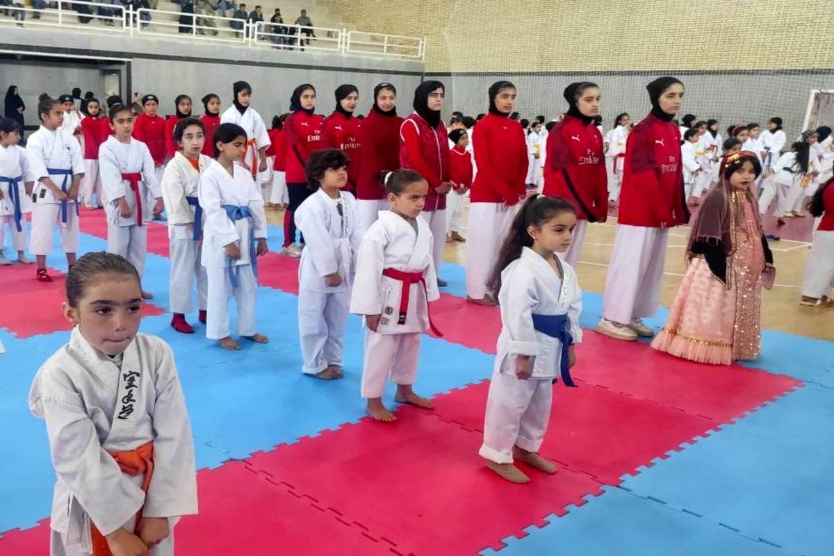 برگزاری مسابقات قهرمانی کاراته بانوان استان در دهدشت