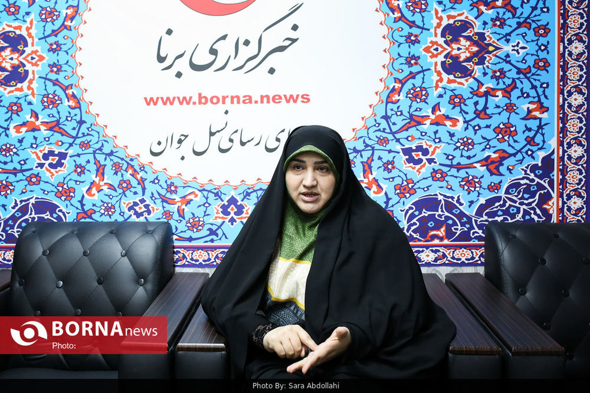 دفتر نماینده تهران در مجلس: سمیه رفیعی عضو هیچ حزبی نیست