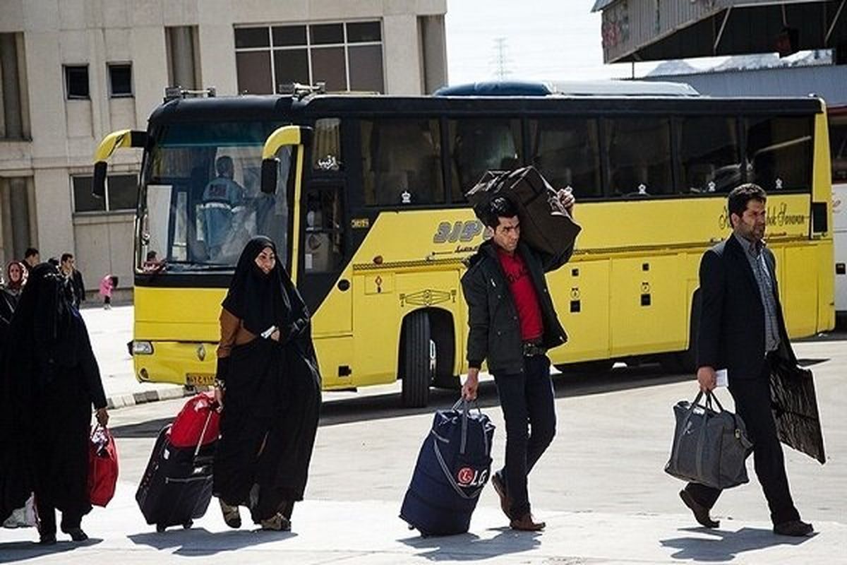 از اول فروردین تا پایان بهمن ماه پنج میلیون و ۳۰۵ هزار مسافر از مرز مهران تردد کردند