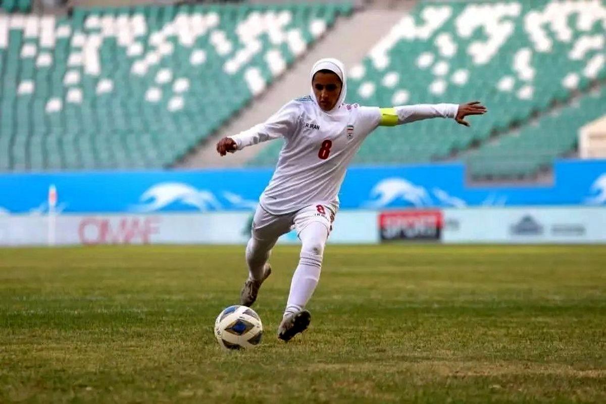بانوی فوتبالیست تاکستانی در اردوی تیم ملی