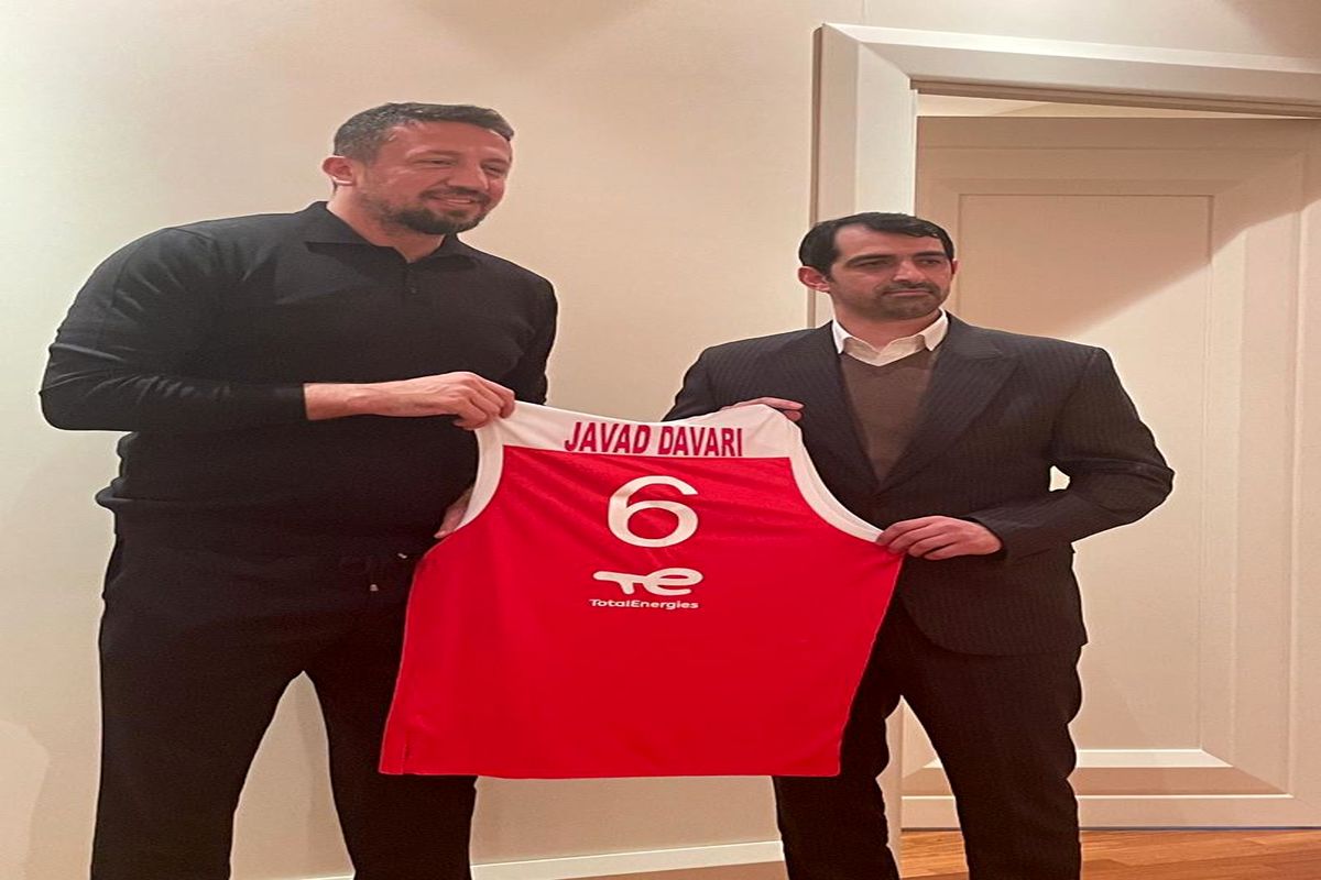 دیدار روسای فدراسیون بسکتبال ایران و ترکیه در استانبول برای توسعه روابط و ارتقا سطح بسکتبال کشور