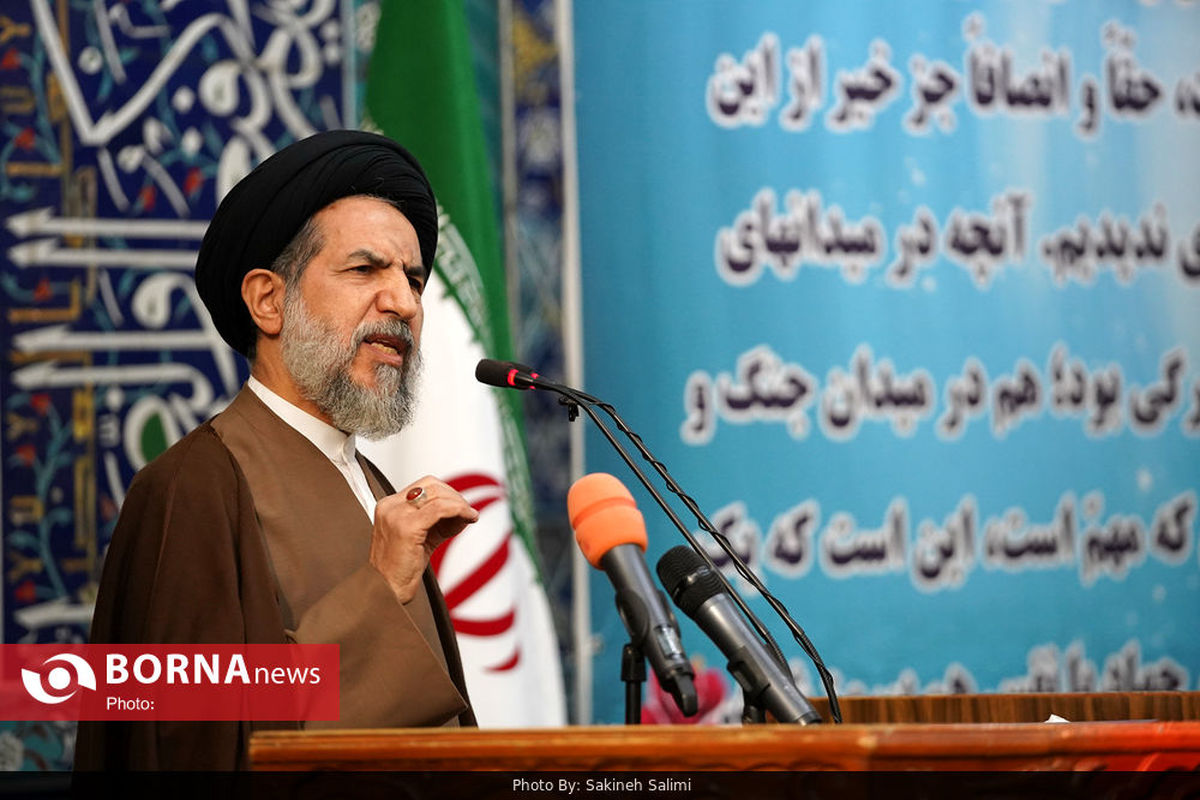 امام جمعه موقت تهران: رنج‌های اقتصادی امروز نتیجه سیاست‌های اقتصادی دهه‌های گذشته است/ دولت مصمم به اصلاح ساختار اقتصاد است