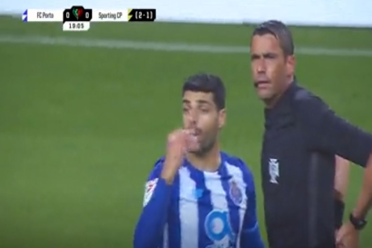 وقتی طارمی وسط بازی افطار کرد