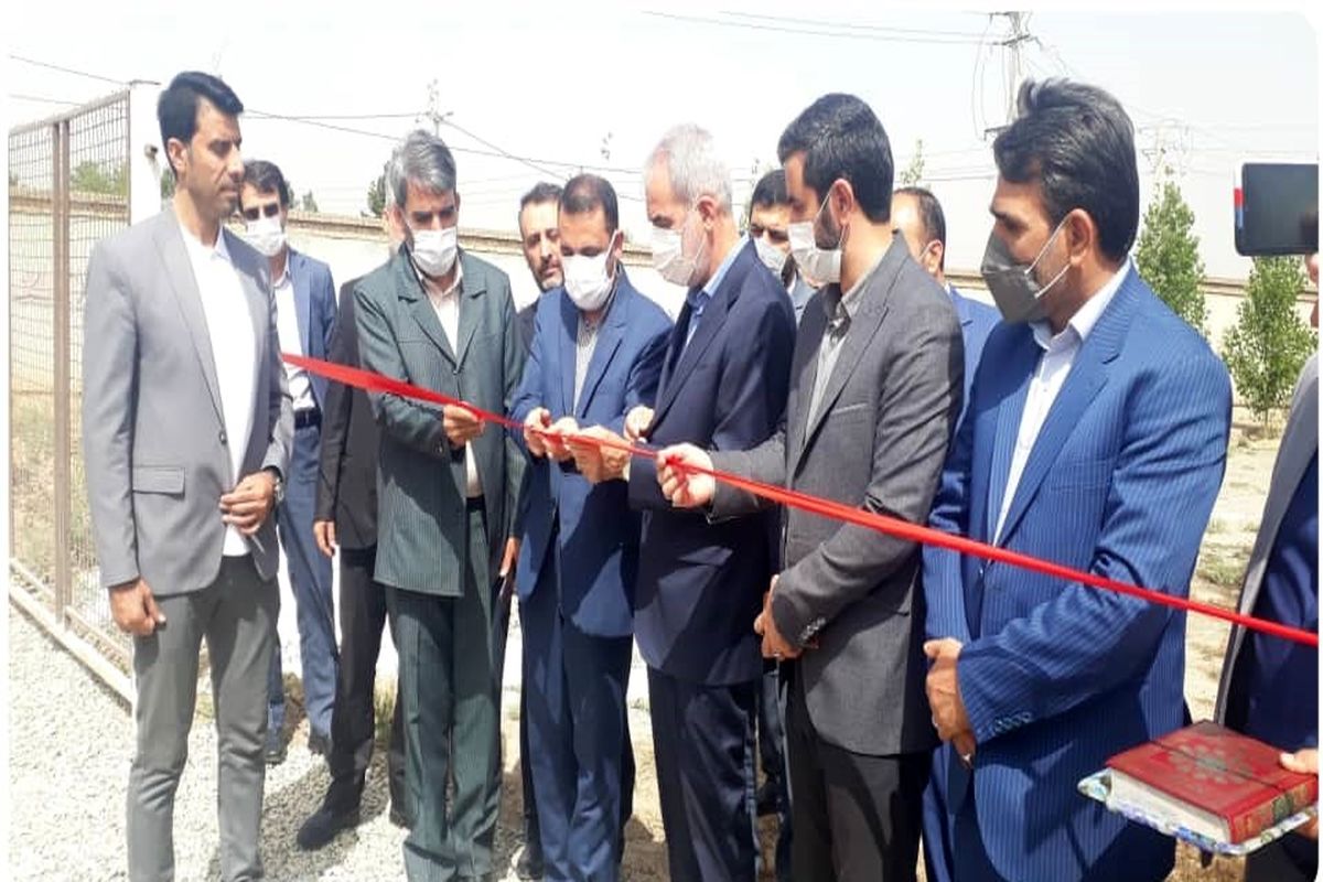 افتتاح زمین چمن مصنوعی شهید سلیمانی با حضور وزیر آموزش و پرورش
