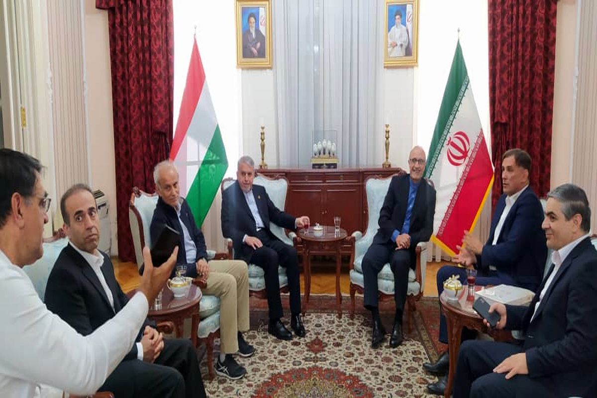 دیدار صالحی امیری با سفیر ایران در مجارستان