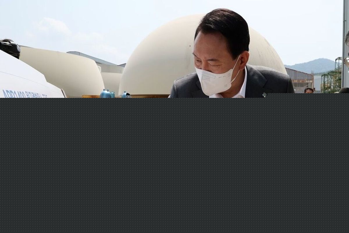 رئیس جمهور کره جنوبی: صنعت هسته‌ای‌ خود را بازسازی می‌کنیم