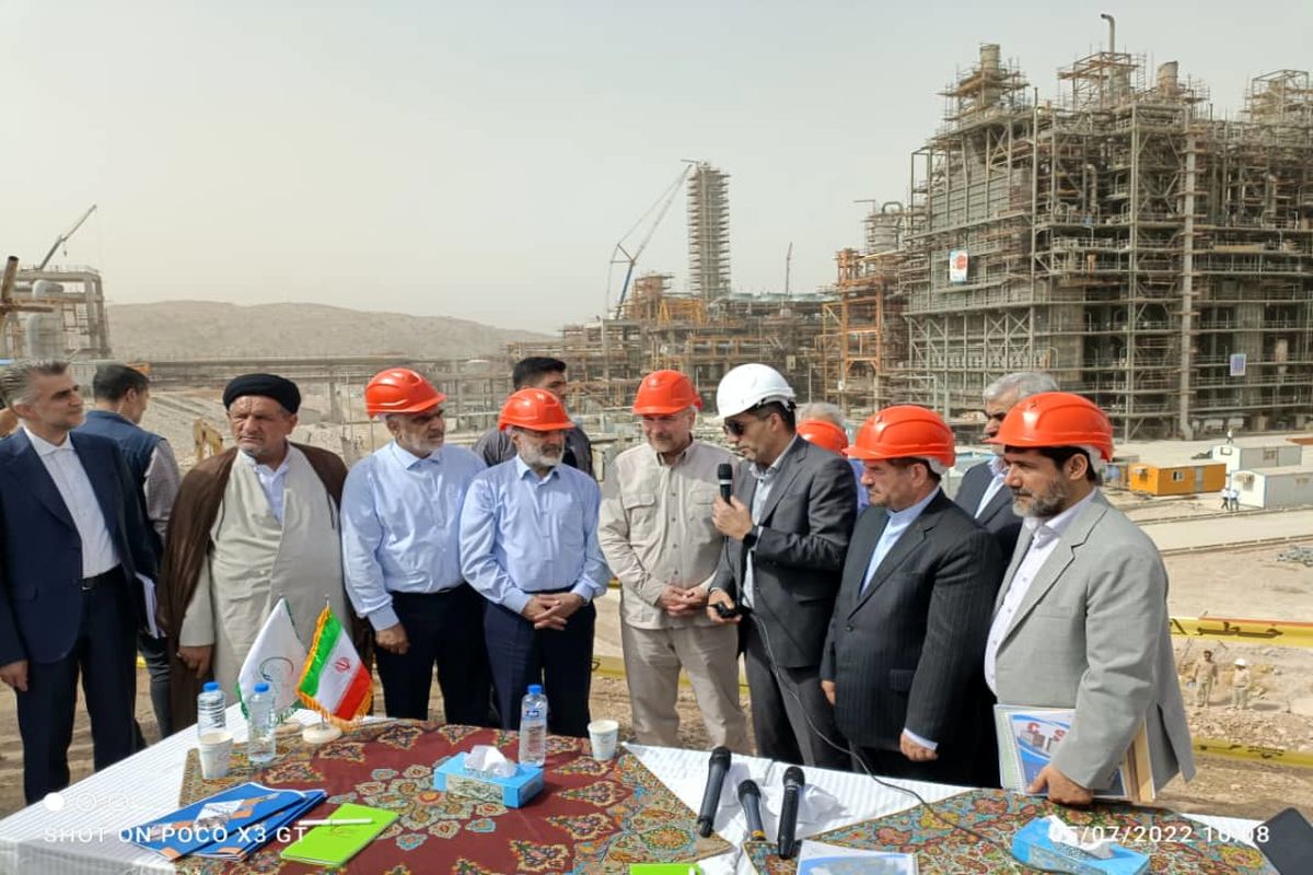 نظارت ستادی رئیس مجلس از پروژه پتروشیمی گچساران بام نفت ایران