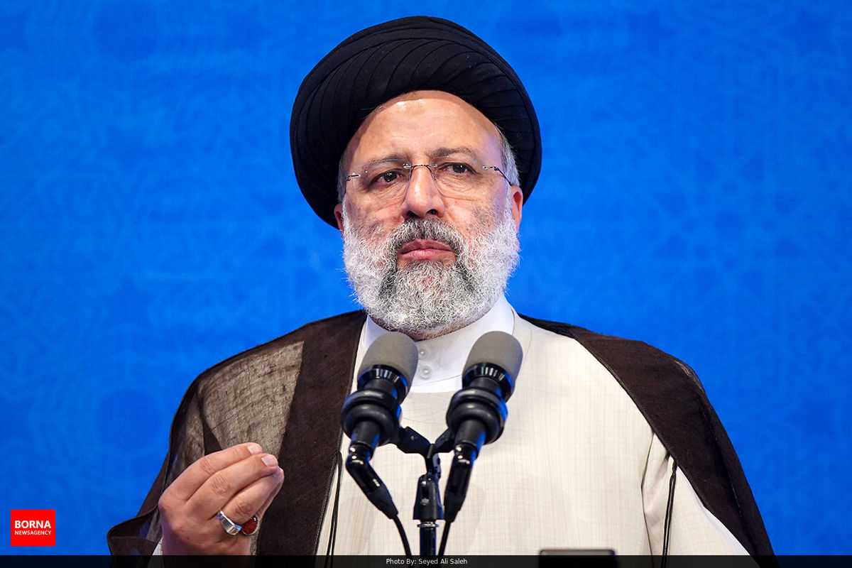 رئیس جمهور: در تحقق علوم انسانی ترازِ انقلاب اسلامی، عقب‌ماندگی‌هایی وجود دارد