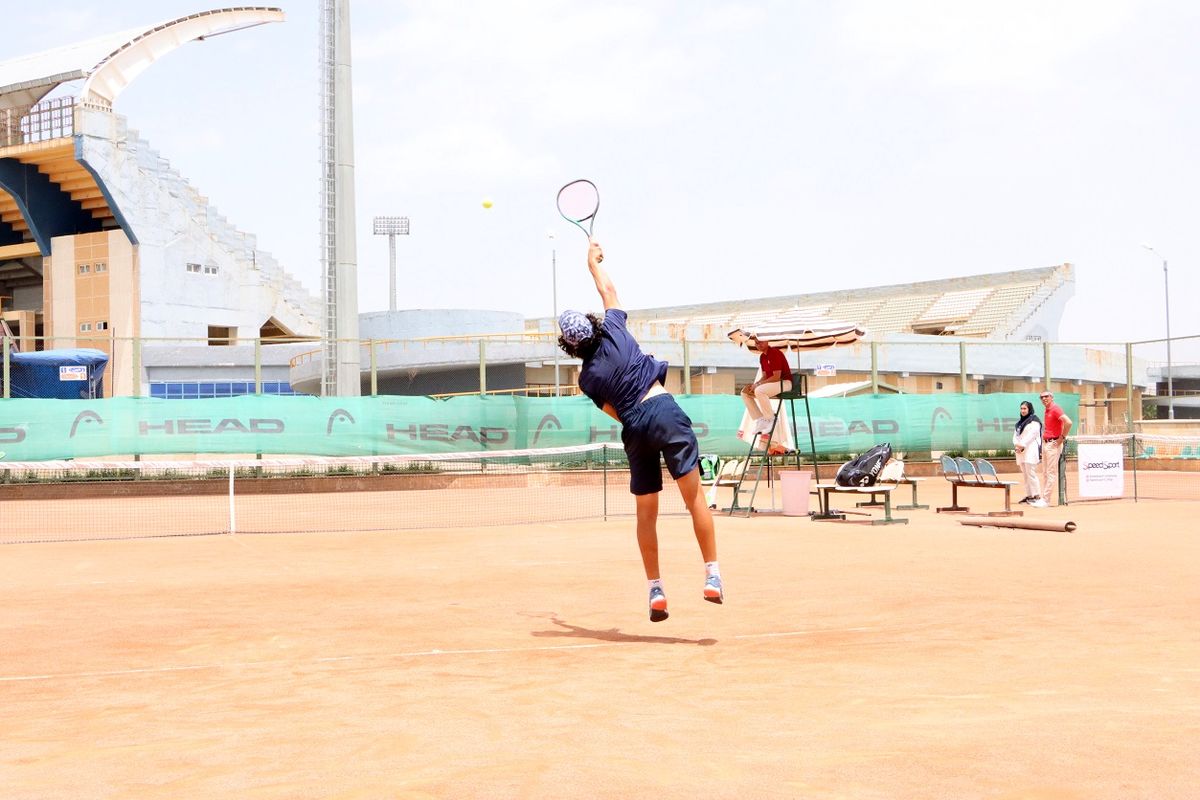 روز پنجم تور جهانی تنیس زیر ۱۸ سال ارومیه برگزار شد / نفرات نیمه نهایی انفرادی و فینال دوبل مشخص شدند