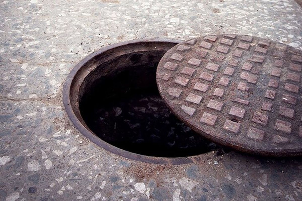 بازداشت ‎شهردار منطقه ١۵ تهران بخاطر مرگ دختر ۴ ساله بعد سقوط به چاه