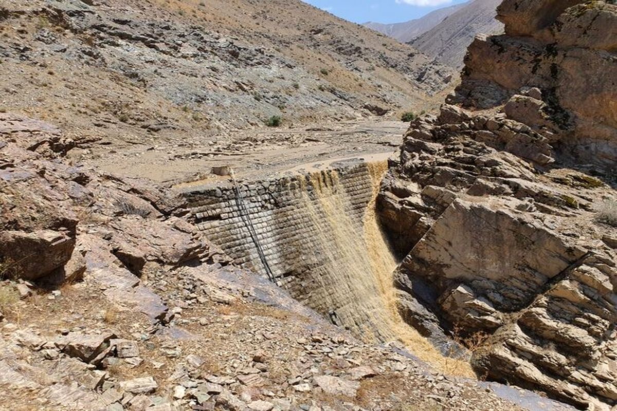 سازه های آبخیزداری مانع از بروز فاجعه ملی شد