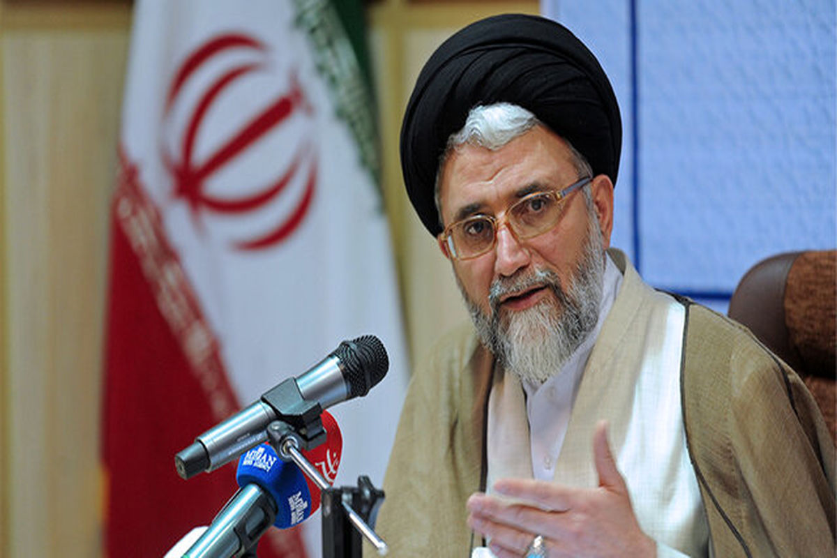 وزیر اطلاعات: باید مهر فساد بر پیشانی مفسدان زد
