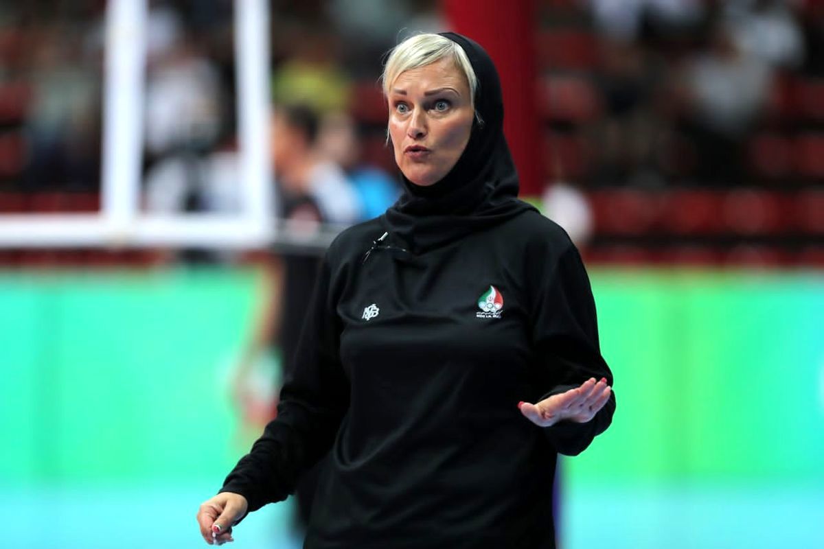 سرمربی ایتالیایی چه نقشی در طلسم شکنی والیبال زنان ایران داشت؟