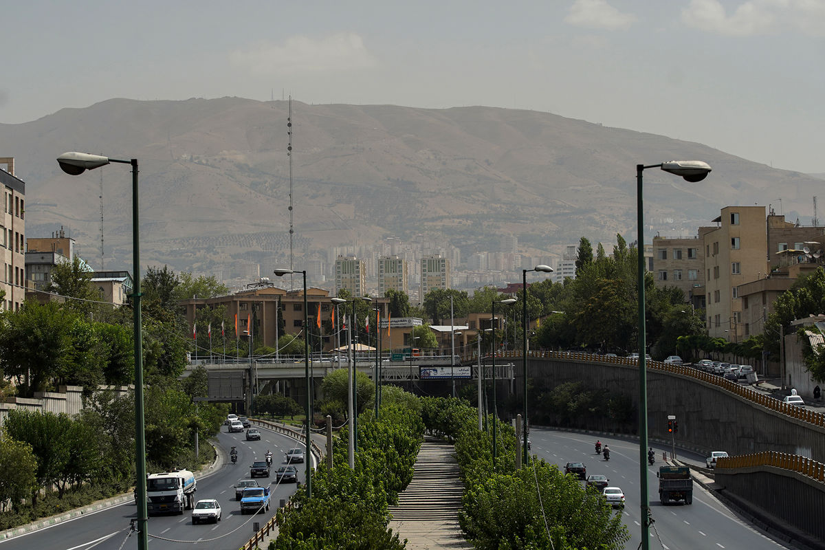 هوای ۷ مرداد تهران در مرز پاکی