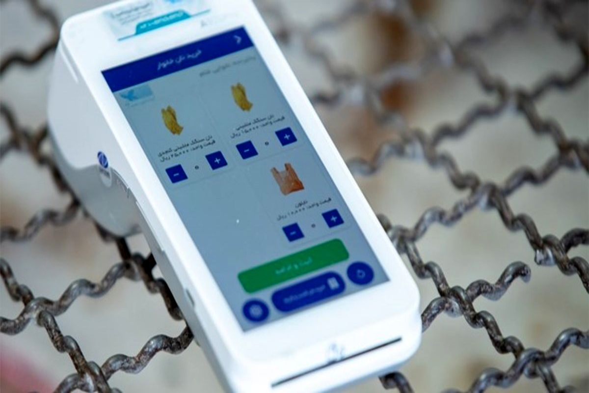 معاون استاندار همدان خبر داد: تجهیز ۹۲ درصد نانوایی های استان همدان به کارتخوان هوشمند