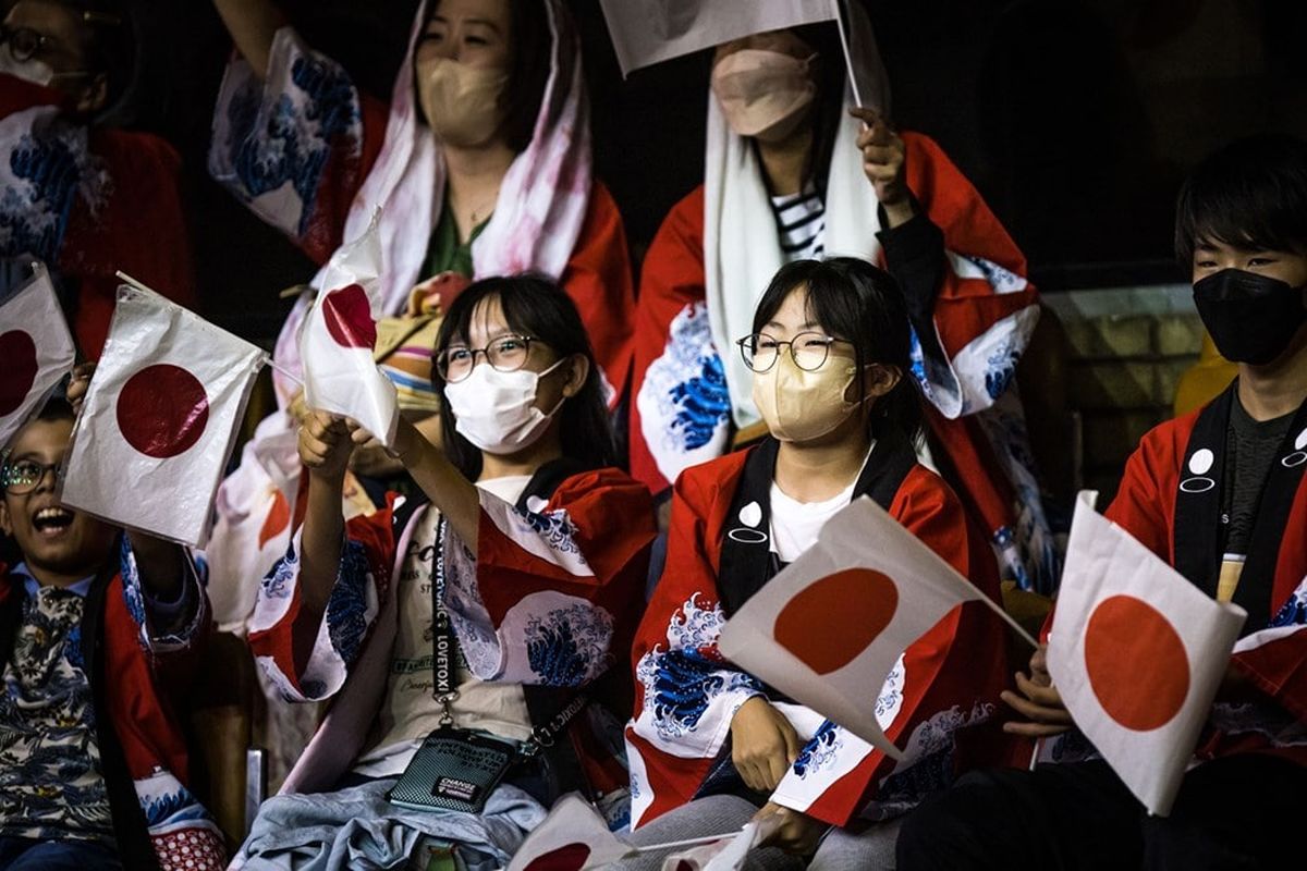 عکس‌های فیبا از حضور تماشاگران زن در بازی جوانان ایران و ژاپن